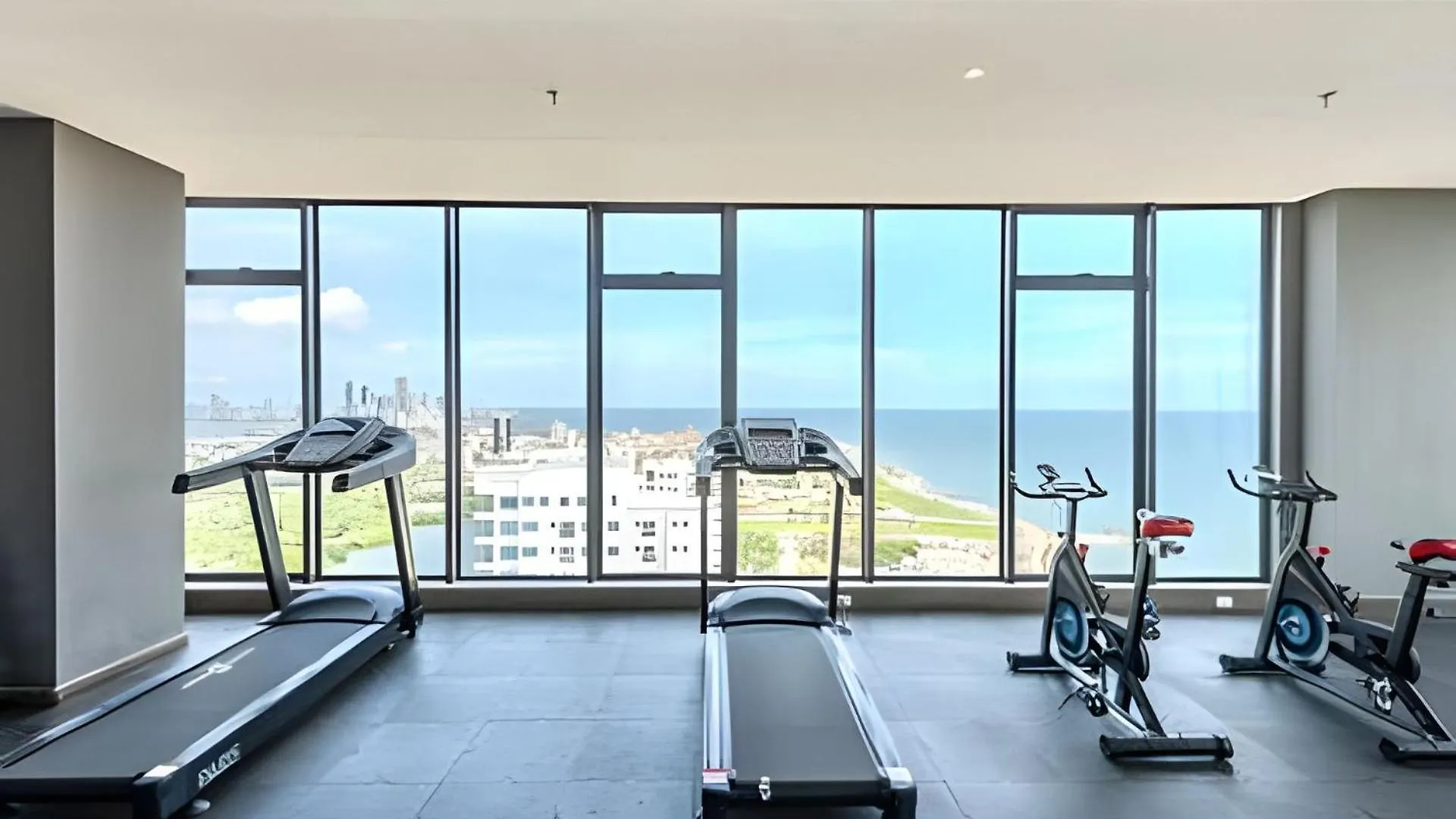 Apartament Nuevo Con Impresionante Vista A La Laguna Piso 21 Kartagena