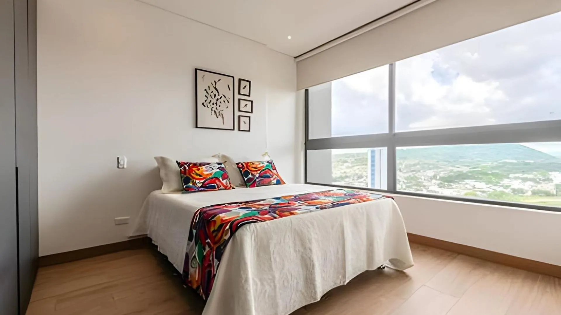 아파트 Nuevo Con Impresionante Vista A La Laguna Piso 21 Cartagena